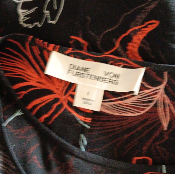 DIANE VON FURSTENBERG DVF Floral Silk Chiffon Toe Sleeve Wrap Blouse 6 - Picture 4 of 5